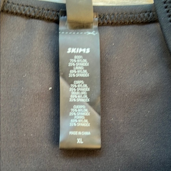 Skims Black Sleeveless Top Sizes XL - Picture 3 of 5